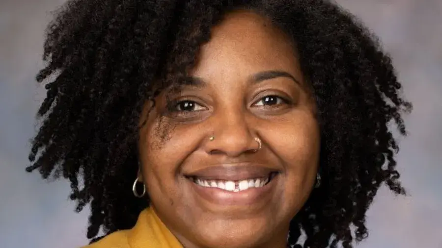 Headshot of Kierra Barnett